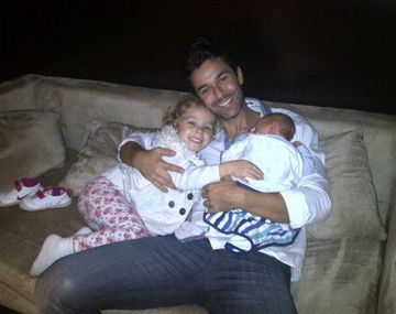 Mariano Martinez presentó oficialmente a su hijo Milo