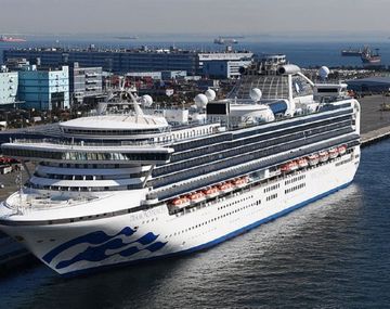 Murieron dos de los pasajeros del crucero que estuvo en cuarentena por el coronavirus