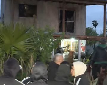 Bronca en Tigre: vecinos intentaron linchar a la abuela del acusado por el femicidio de Aixa