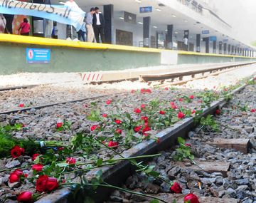 Emotivo encuentro entre un sobreviviente y un rescatista