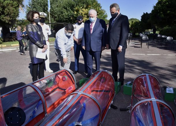 Coronavirus: Estados Unidos donó cápsulas para traslado y generadores de ozono a la Argentina