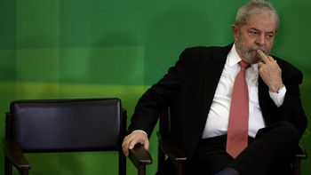 lula se defendio en una carta abierta tras los polemicos audios con rousseff lula se defendio en una carta abierta tras los polemicos audios con rousseff