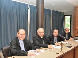 los obispos votan a las nuevas autoridades del episcopado los obispos votan a las nuevas autoridades del episcopado