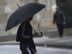 rige un alerta por tormentas fuertes para la ciudad y seis provincias rige un alerta por tormentas fuertes para la ciudad y seis provincias