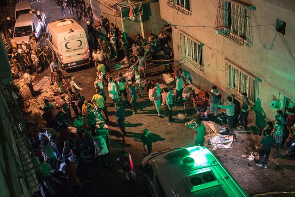 Un atentado en una fiesta de casamiento dejó al menos 51 muertos en Turquía