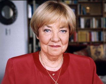 Alberto recordó a María Elena Walsh con la canción con la que cerró el debate presidencial