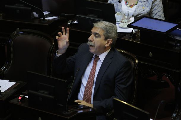 Aníbal F.: El allanamiento de Bonadio dañó la institucionalidad