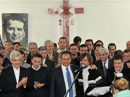 scioli: lo que acaba de ocurrir en grecia nos tiene que hacer abrir los ojos scioli: lo que acaba de ocurrir en grecia nos tiene que hacer abrir los ojos