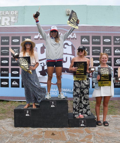 La rusa Chudnenko enloqueció tras el triunfo en categoría Damas.