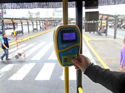 el tarifazo en el transporte afecta a miles de usuarios el tarifazo en el transporte afecta a miles de usuarios