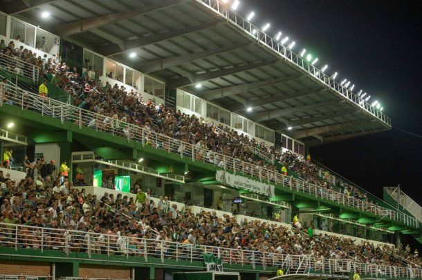 Futbol libre de riesgo en el celular: cómo ver en vivo Banfield vs Belgrano de Córdoba