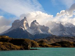 Esta localidad chilena cautiva a cada turista  con sus valles encantados y glaciares auténticos. 