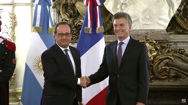François Hollande llegó al país y se reunió con Mauricio Macri
