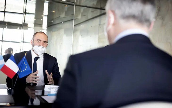Guzmán viaja este lunes para negociar la deuda de u$s2.400 millones con el Club de Paris