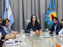 María Eugenia Vidal en la única reunión con docentes de la que participó. María Eugenia Vidal en la única reunión con docentes de la que participó.