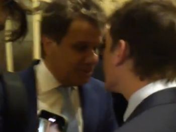 Así fue la agresión de Santiago Caputo y compañía a Facundo Manes