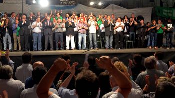 el kirchnerismo festejo el dia de la lealtad en cordoba el kirchnerismo festejo el dia de la lealtad en cordoba