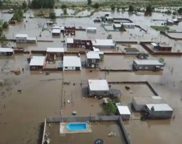 Alerta roja por fuertes tormentas en Zárate: continúa el temporal en plena desesperación