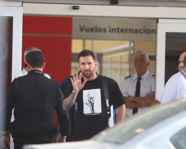 Las fotos de Lionel Messi en su llegada a la Argentina antes de jugar con la Selección