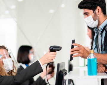 Más países de Europa podrían implementar el pase sanitario para incentivar la vacunación