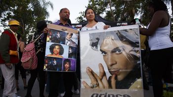 prince habia sufrido una sobredosis dias antes de morir prince habia sufrido una sobredosis dias antes de morir