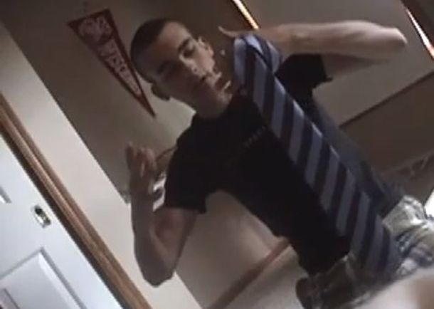 ¿Cómo hacer el nudo de una corbata?