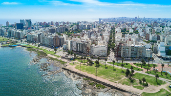 Montevideo fue distinguida por la ONU como una de las “Ciudadesde los 15 minutos”. Montevideo fue distinguida por la ONU como una de las “Ciudadesde los 15 minutos”.