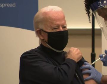 Joe Biden recibió la vacuna contra el coronavirus