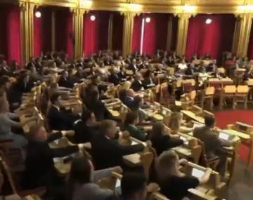 El Mundial revolucionó Noruega: hasta el Parlamento se sumó al famoso festejo vikingo