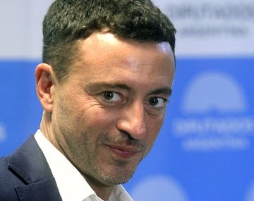 De Loredo justificó el apoyo de la UCR a la privatización de Aerolíneas Argentinas
