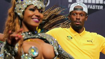 hace lo que quiere: asi se divierte usain bolt en rio de janeiro hace lo que quiere: asi se divierte usain bolt en rio de janeiro