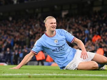 Manchester City goleó 3-0 a West Ham y recuperó la punta
