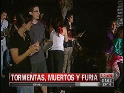 damnificados del temporal realizaron un cacerolazo damnificados del temporal realizaron un cacerolazo