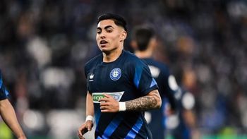 indignacion en redes: futbolista que estuvo preso por intento de femicidio ahora pidio casamiento a su pareja indignacion en redes: futbolista que estuvo preso por intento de femicidio ahora pidio casamiento a su pareja