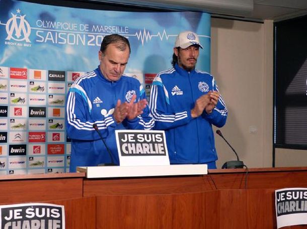 El homenaje de Bielsa a las víctimas del atentado en Francia