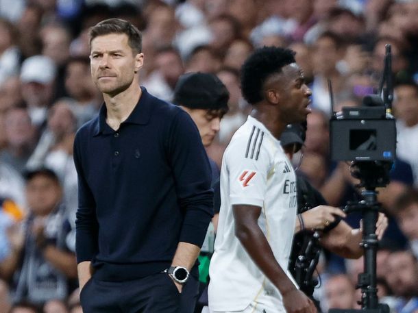 Silencios que generan ruido: siete jugadores del Real Madrid no despidieron a Xabi Alonso