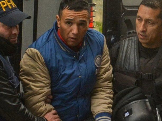 Quién es y qué hizo el preso que encontraron besándose con una jueza en Chubut