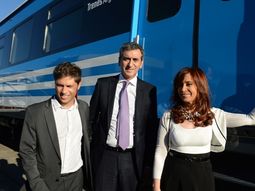 randazzo y kicillof recibiran el primer tren de cargas proveniente de mendoza randazzo y kicillof recibiran el primer tren de cargas proveniente de mendoza