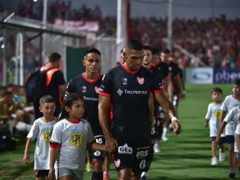 Instituto recibe a Atlético Tucumán en Córdoba
