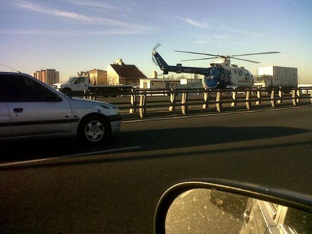 Murió un motociclista al chocar con un camión en la 25 de Mayo