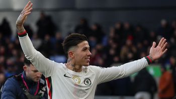 enzo fernandez fue figura, marco de penal y el chelsea goleo al crystal palace enzo fernandez fue figura, marco de penal y el chelsea goleo al crystal palace