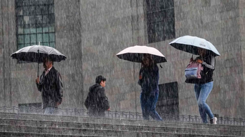 Lluvias, caída de granizo y vientos fuertes en CDMX hoy, 17 de marzo 2026: estas son todas las alcaldías bajo alerta amarilla. Lluvias, caída de granizo y vientos fuertes en CDMX hoy, 17 de marzo 2026: estas son todas las alcaldías bajo alerta amarilla.