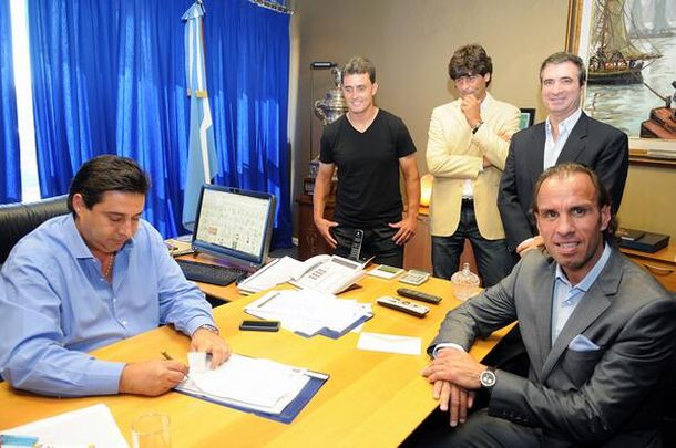 Vuelve una gloria: Navarro Montoya regresa a Boca