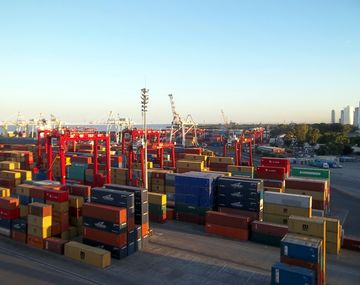 Fuerte operativo en el puerto de Buenos Aires por tráfico de drogas