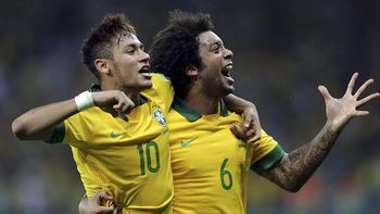 ¡volvio el jogo bonito a brasil! los lujos de neymar y marcelo ¡volvio el jogo bonito a brasil! los lujos de neymar y marcelo