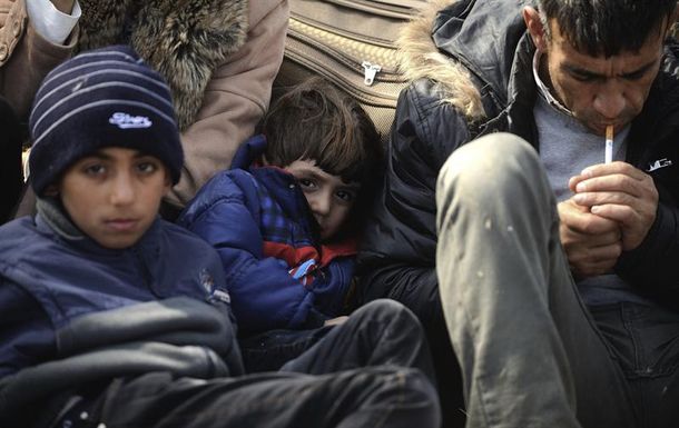 Al Qaeda se distancia de la milicia ISIS y sus ataques