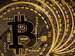 El Bitcoin subió más de 30% en la última semana y volvió a la zona de los 40 mil dólares