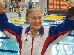 con 100 anos, batio un record mundial con 100 anos, batio un record mundial
