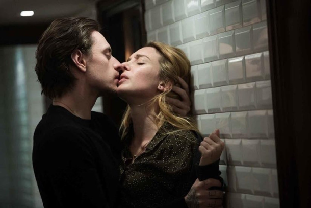 El drama romántico subido de tono que está en la plataforma