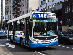 Un colectivo de la línea 146 atropelló y mató a una nena de 10 años Un colectivo de la línea 146 atropelló y mató a una nena de 10 años